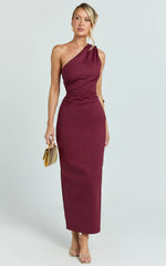 One Shoulder Fitted Dress in Wine